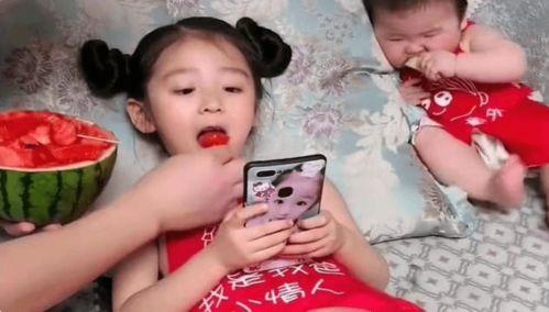 吃瓜爸爸鼓励女儿,如何用幽默智慧引导女儿成长