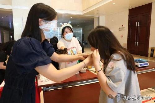 广西表妹吃瓜事件,一场网络热议的真相探寻